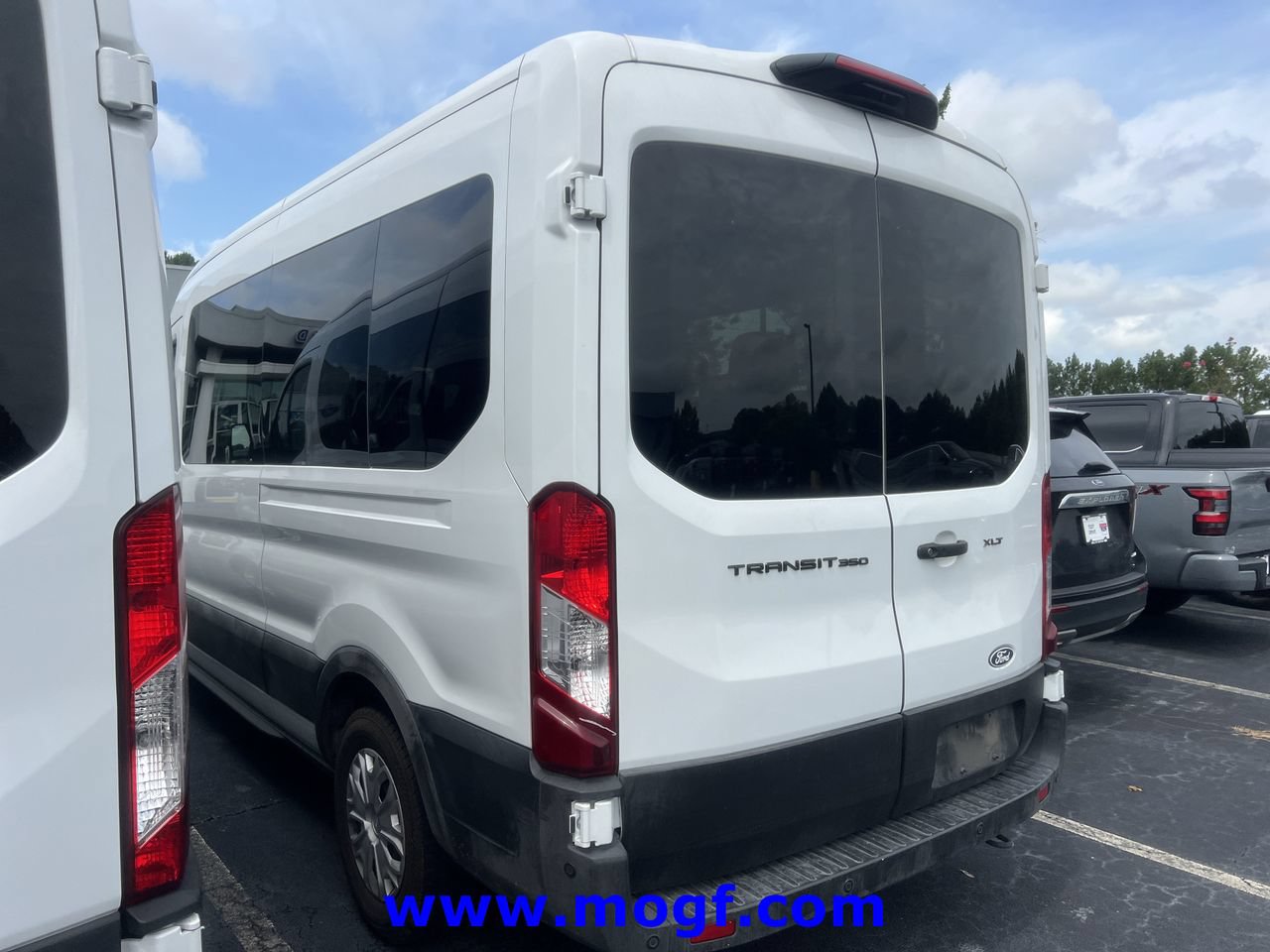 Used 2026 Ford Transit 350 XLT RWD image 2