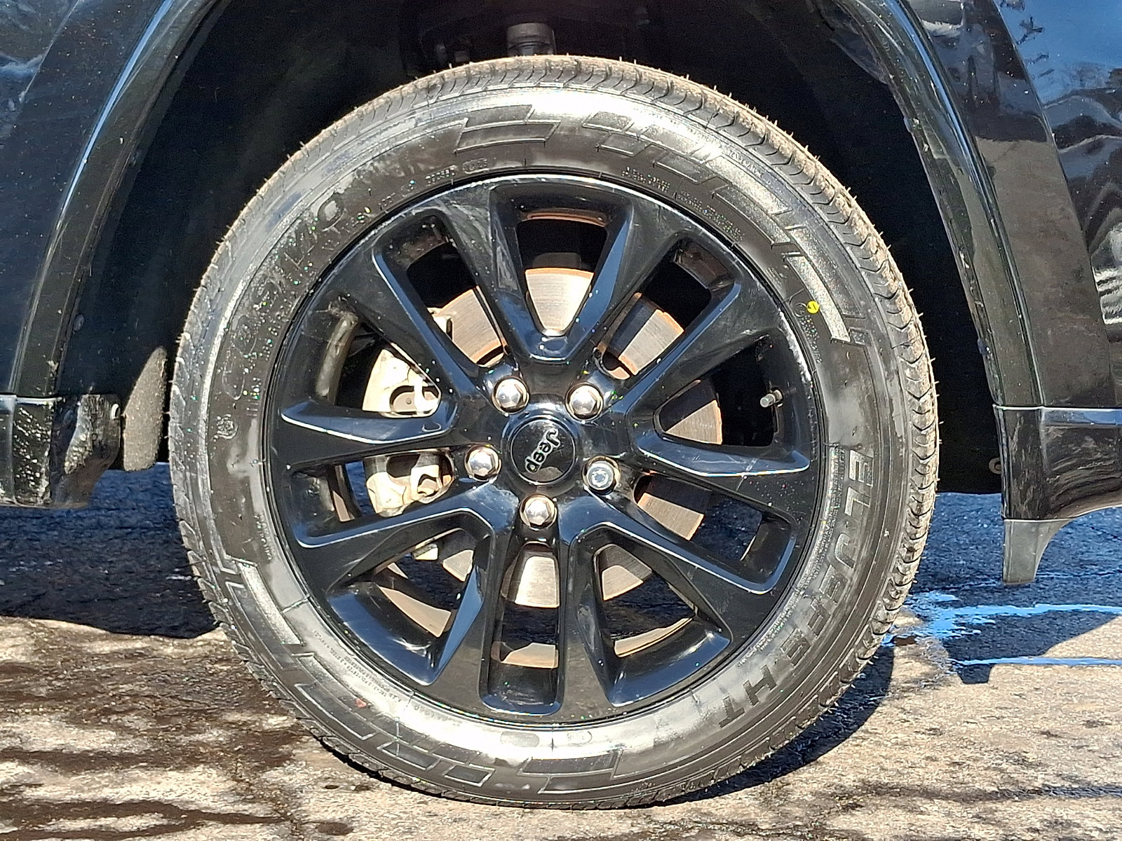 Used 2022 Jeep Grand Cherokee Laredo X image 8