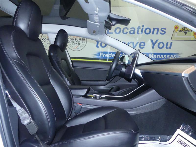 Used 2019 Tesla Model 3 Standard Range Plus image 7