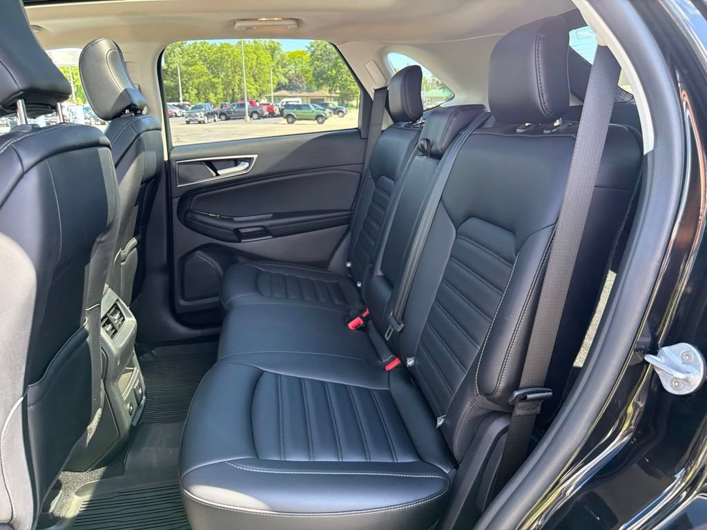 Used 2024 Ford Edge SEL w/ Convenience Package AWD/4WD image 14