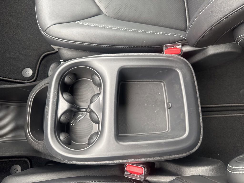 New 2026 Chrysler Voyager LX FWD image 34