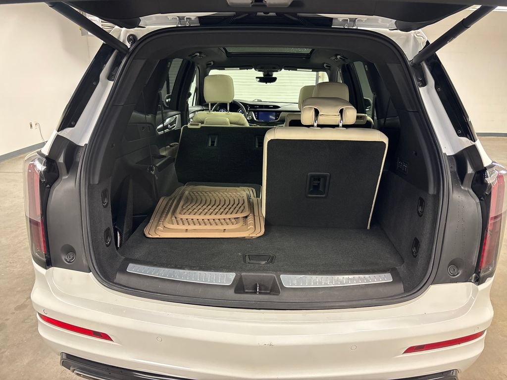 Used 2020 Cadillac XT6 Sport AWD/4WD image 19