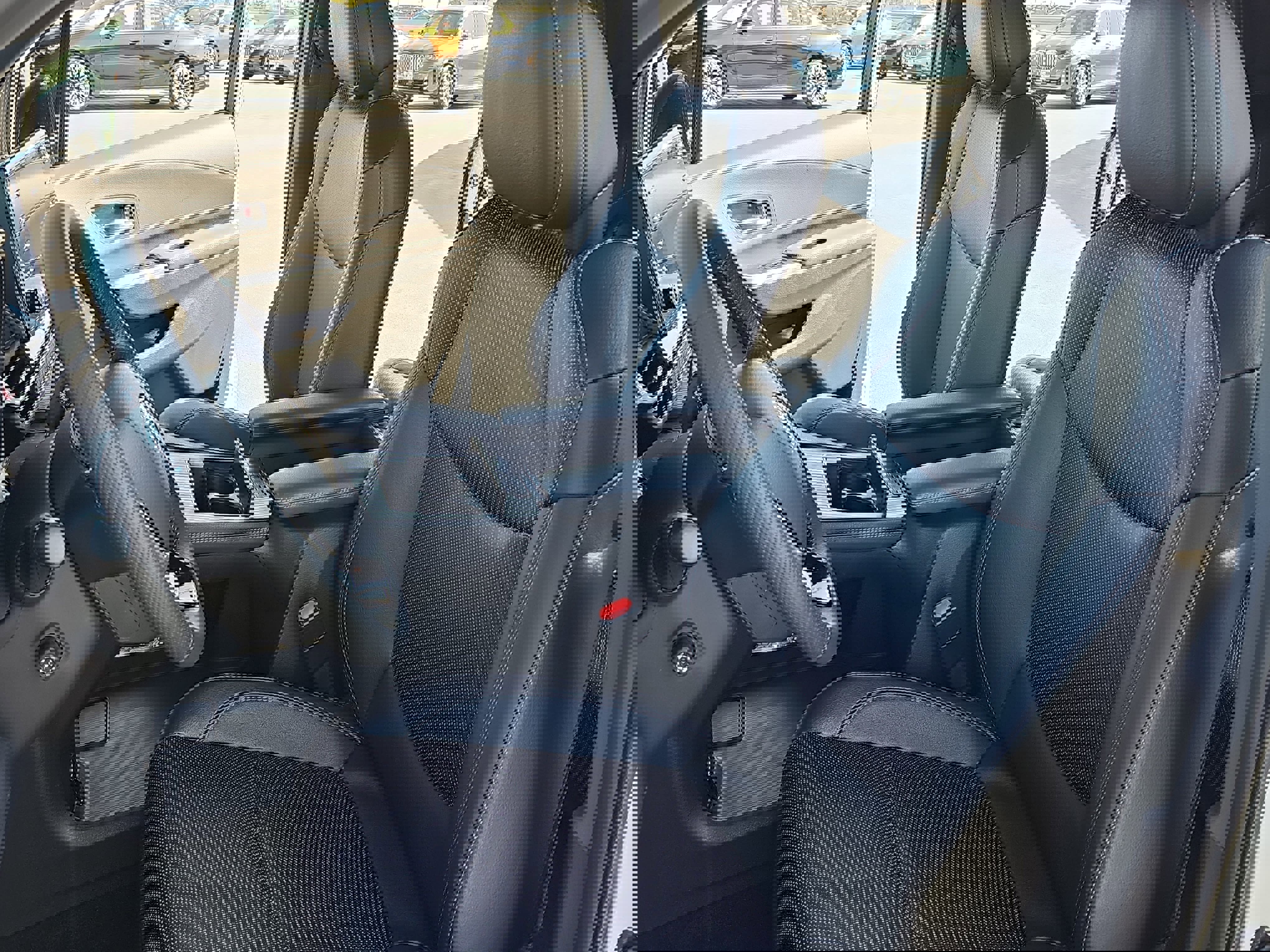 Used 2023 Toyota Sienna XSE image 16