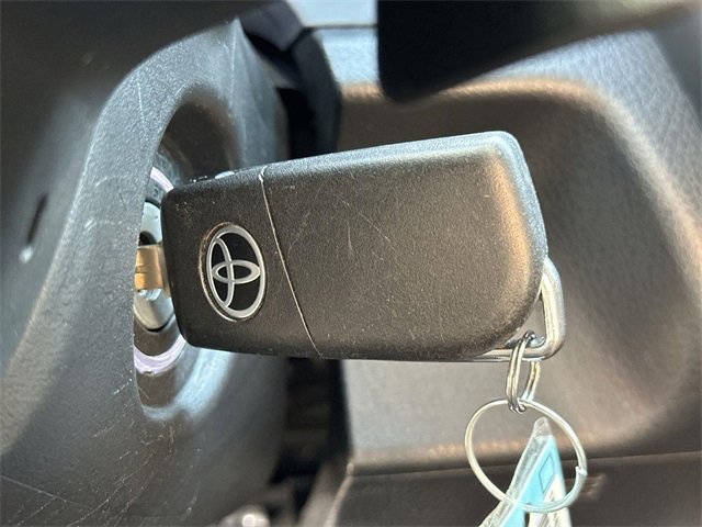 Used 2024 Toyota Camry SE image 15