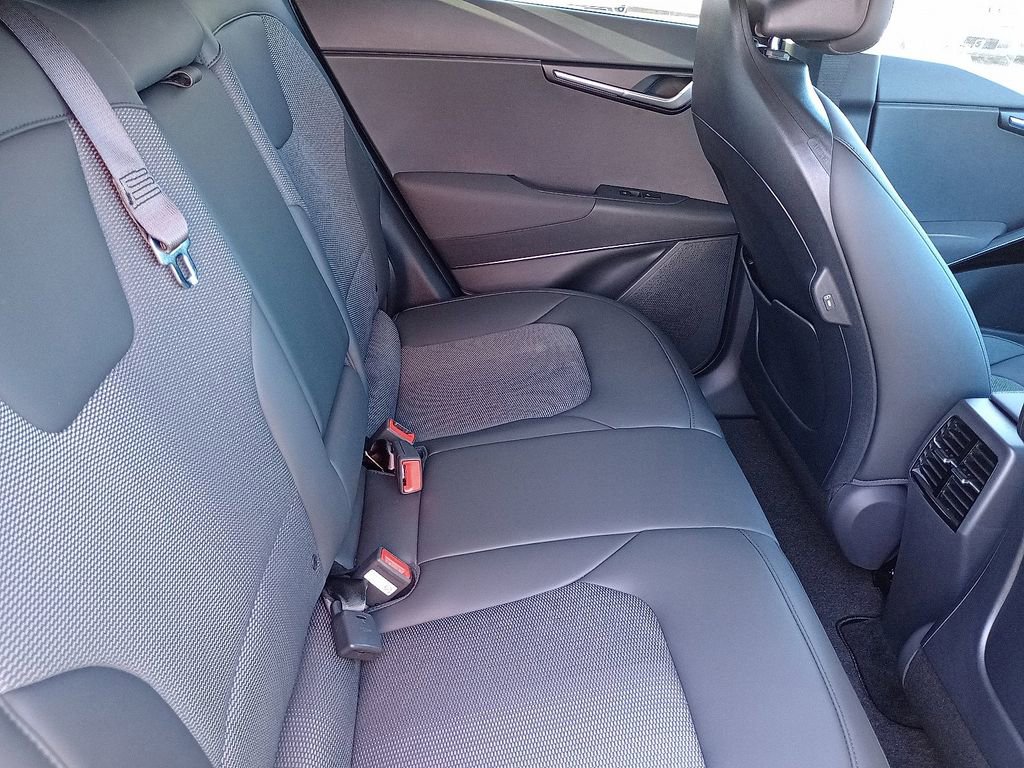 New 2025 Kia Niro Wind w/ Wind Preserve Package image 8