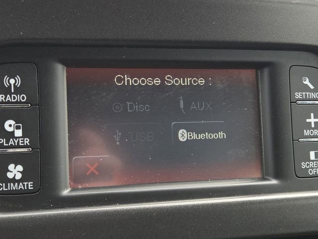 Used 2016 Dodge Journey SE w/ Flexible Seating Group image 3