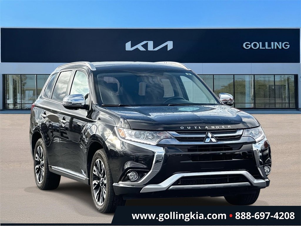 Used 2018 Mitsubishi Outlander SEL image 1