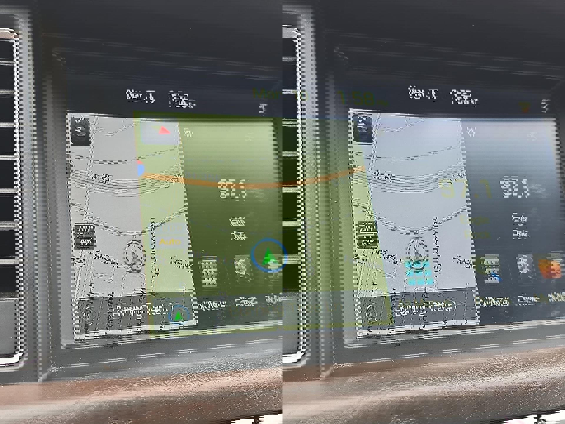 Used 2015 Hyundai Genesis 5.0 image 18