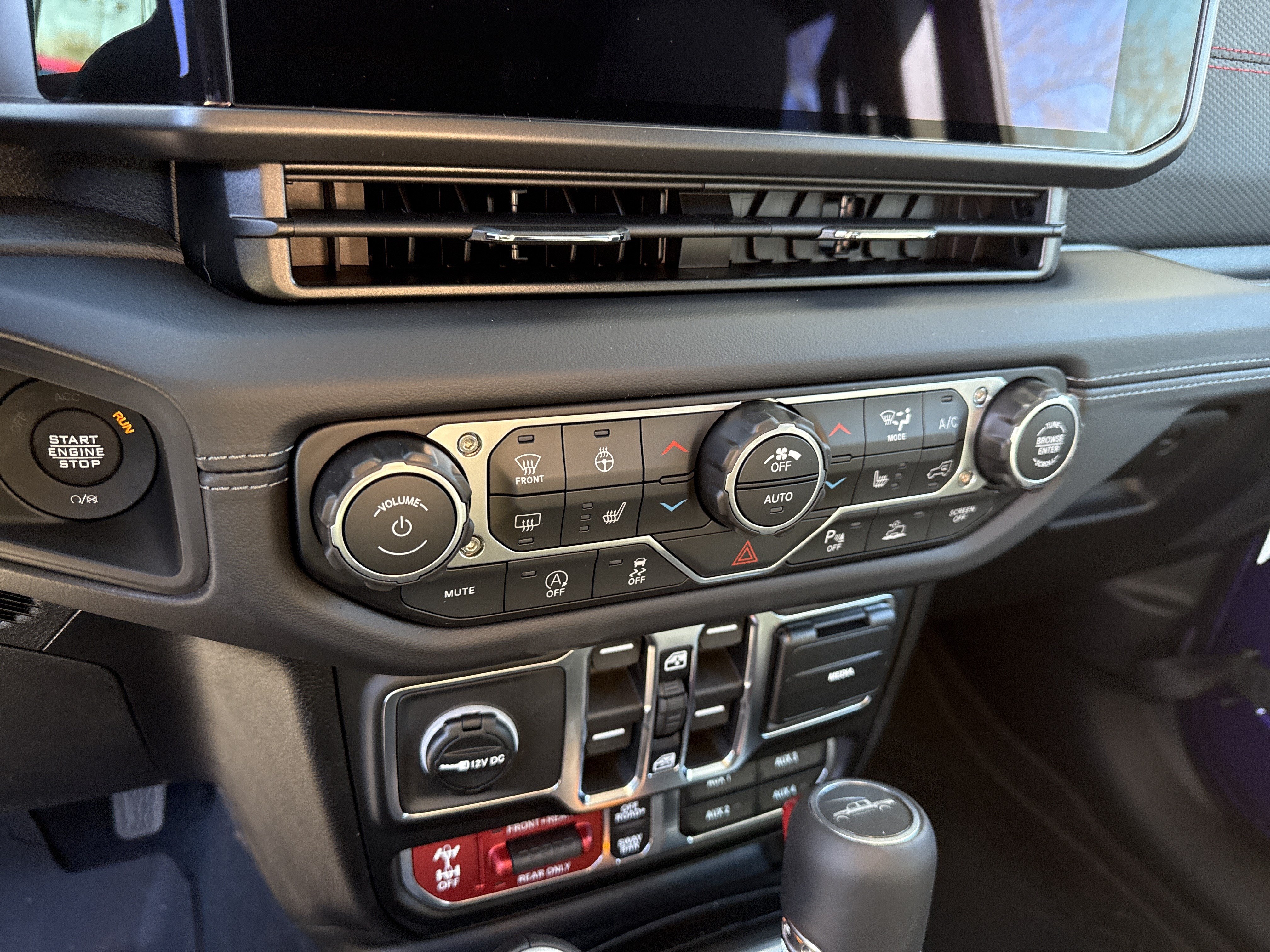 New 2026 Jeep Gladiator Rubicon AWD/4WD image 30