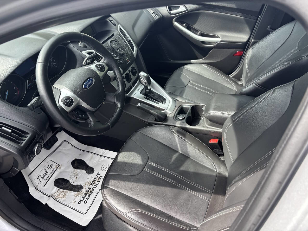 Used 2014 Ford Focus SE w/ Equipment Group 201A image 9