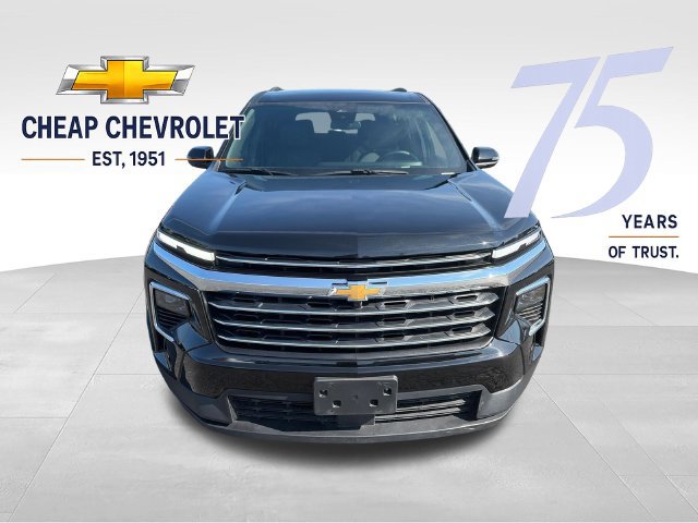 Used 2026 Chevrolet Traverse LT FWD image 8