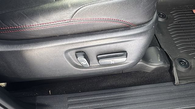 Used 2018 Toyota 4Runner TRD Off-Road Premium image 32