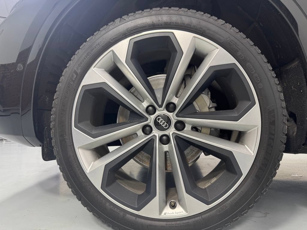 Used 2023 Audi Q5 2.0T Prestige AWD/4WD image 9
