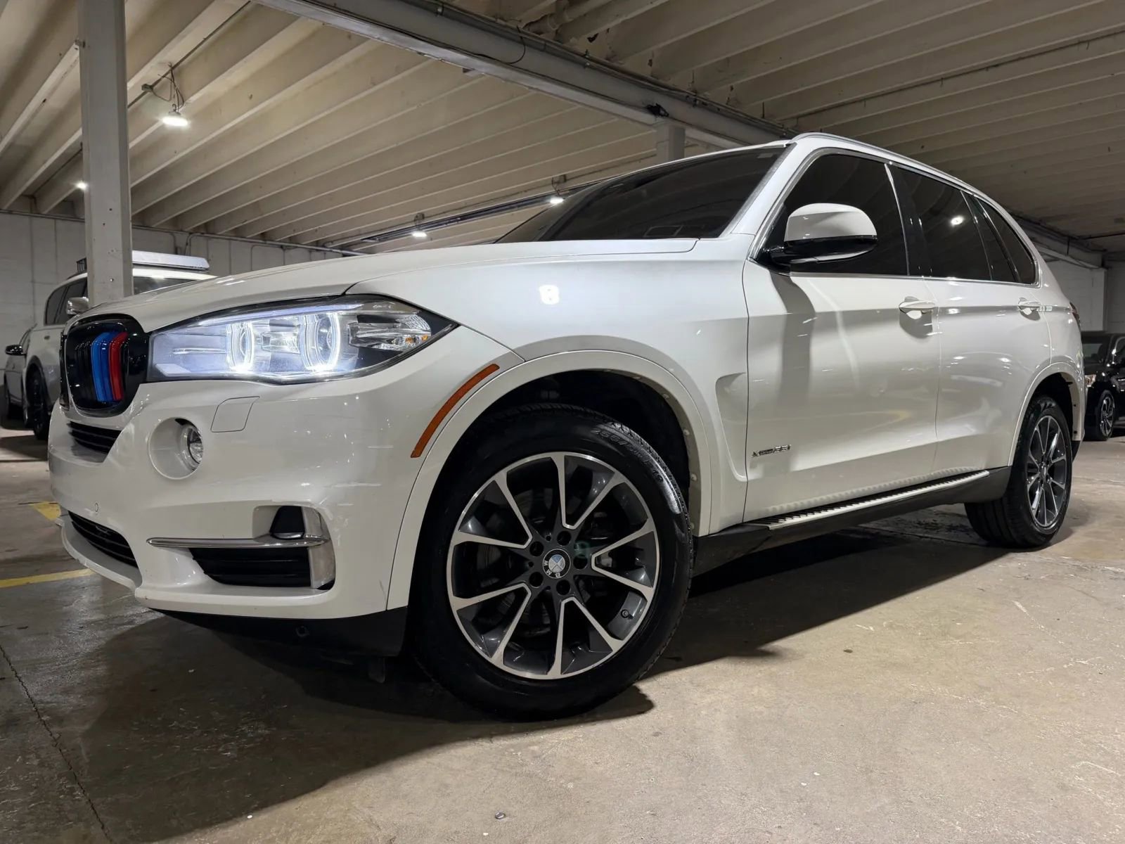 Used 2017 BMW X5 xDrive35i AWD/4WD image 2
