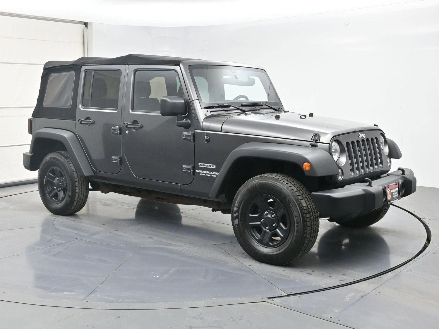 Used 2017 Jeep Wrangler Unlimited Sport w/ Connectivity Group AWD/4WD image 23