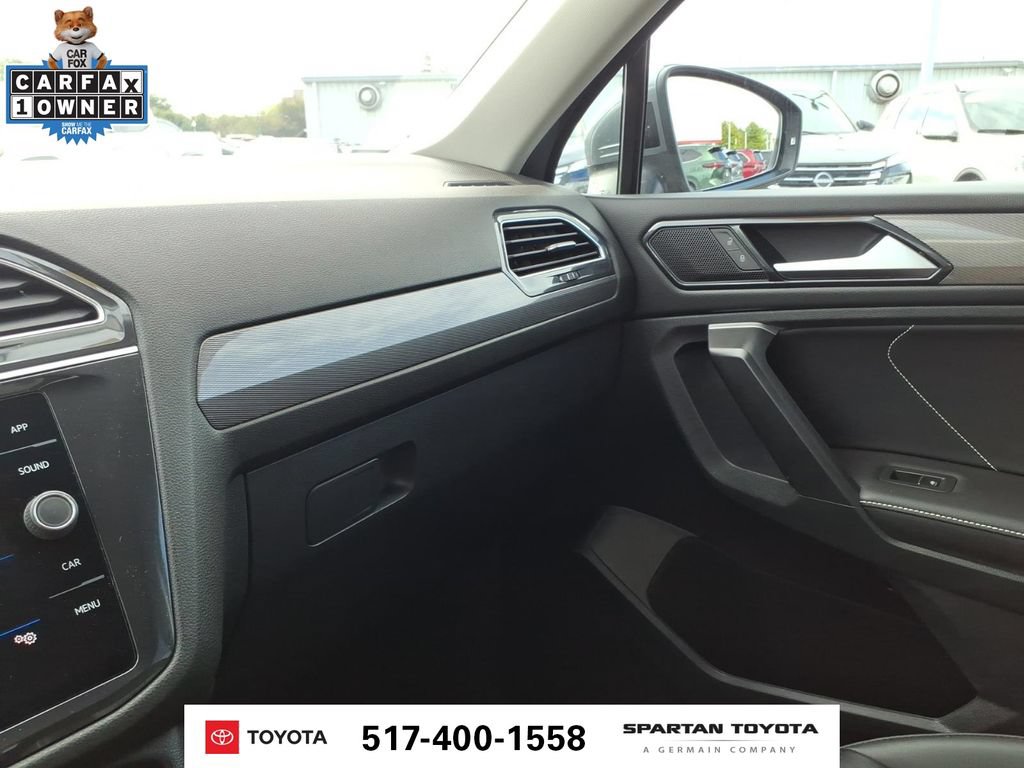Used 2024 Volkswagen Tiguan SE AWD/4WD image 23