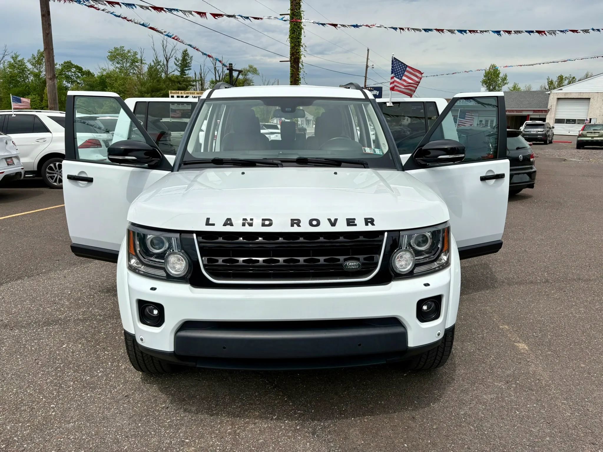 Used 2014 Land Rover LR4 HSE AWD/4WD image 10