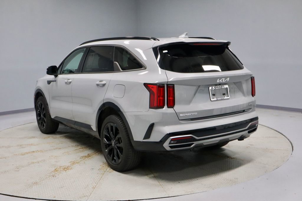 Used 2023 Kia Sorento SX image 10