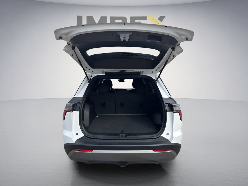 Used 2026 Chevrolet Equinox LT FWD image 31