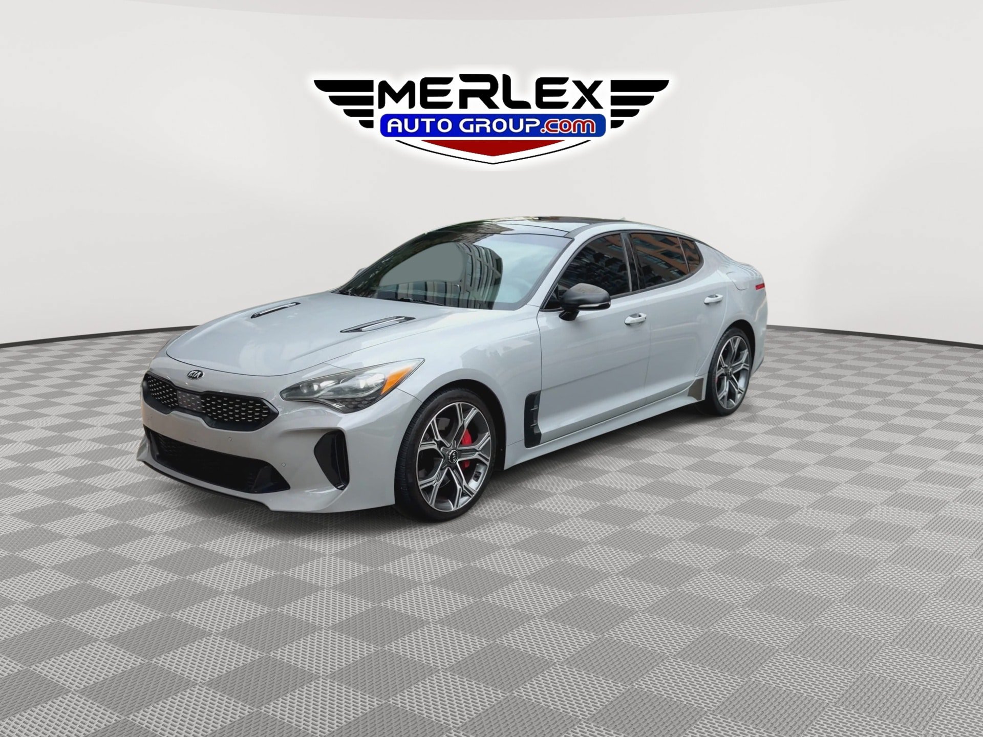 Used 2018 Kia Stinger GT1 RWD image 4