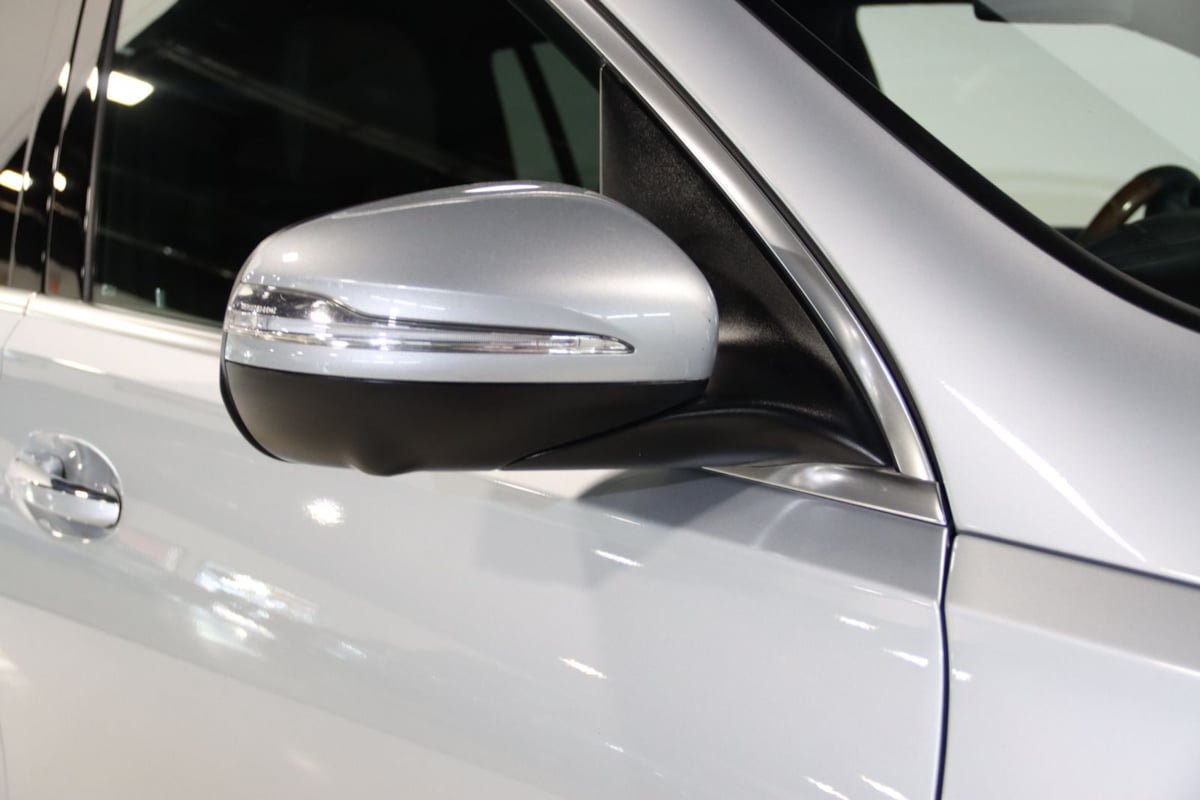 Used 2023 Mercedes-Benz GLS 450 4MATIC image 8