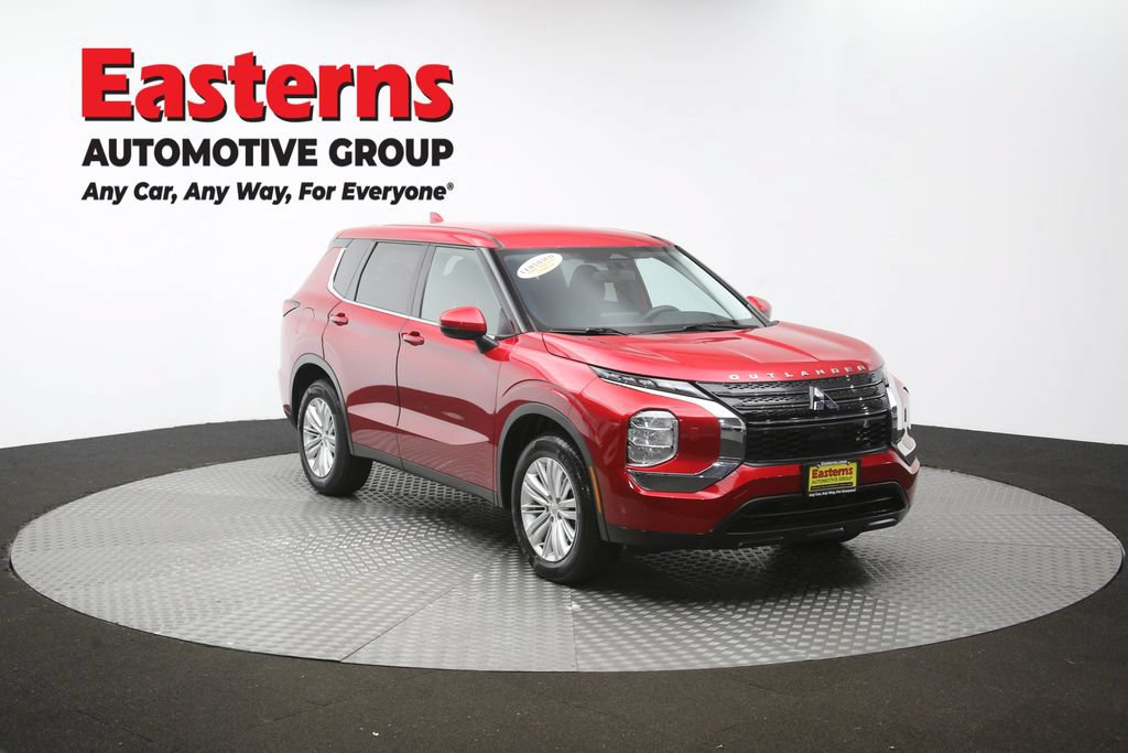 Used 2024 Mitsubishi Outlander ES AWD/4WD image 49