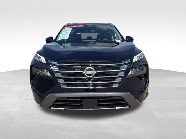 Used 2025 Nissan Rogue SL w/ Tech Package AWD/4WD image 3