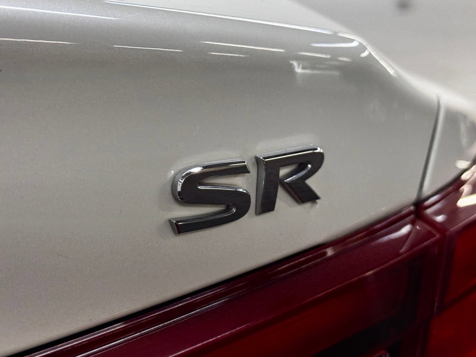 Used 2017 Nissan Maxima SR FWD image 7