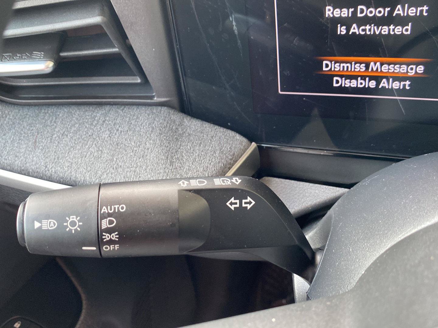 Certified 2025 Nissan Kicks SV AWD/4WD image 34