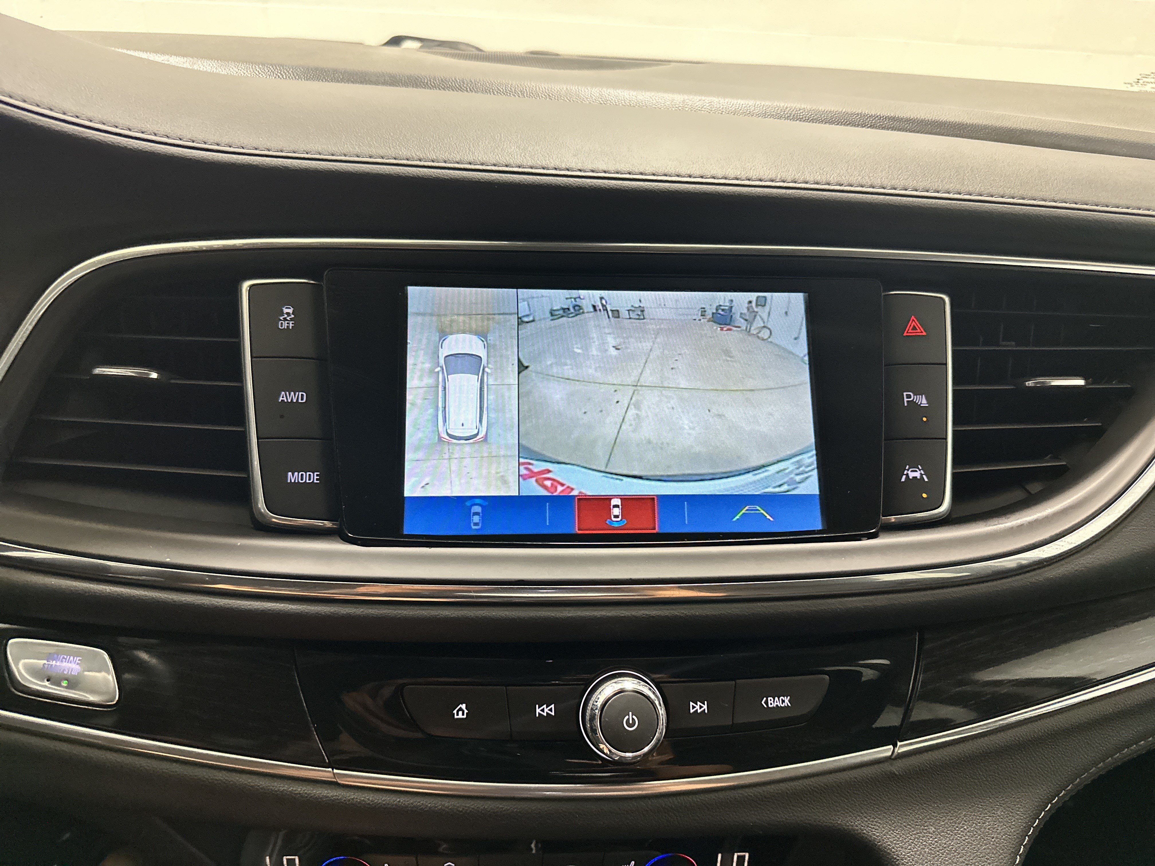 Used 2019 Buick Enclave Avenir w/ Avenir Technology Package AWD/4WD image 25