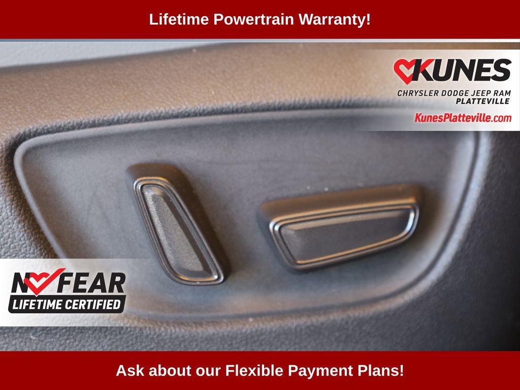 Used 2024 Toyota Sienna XLE image 15