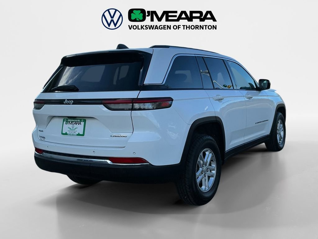 Used 2023 Jeep Grand Cherokee Laredo image 5