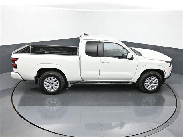 Used 2023 Nissan Frontier SV w/ Technology Package image 18