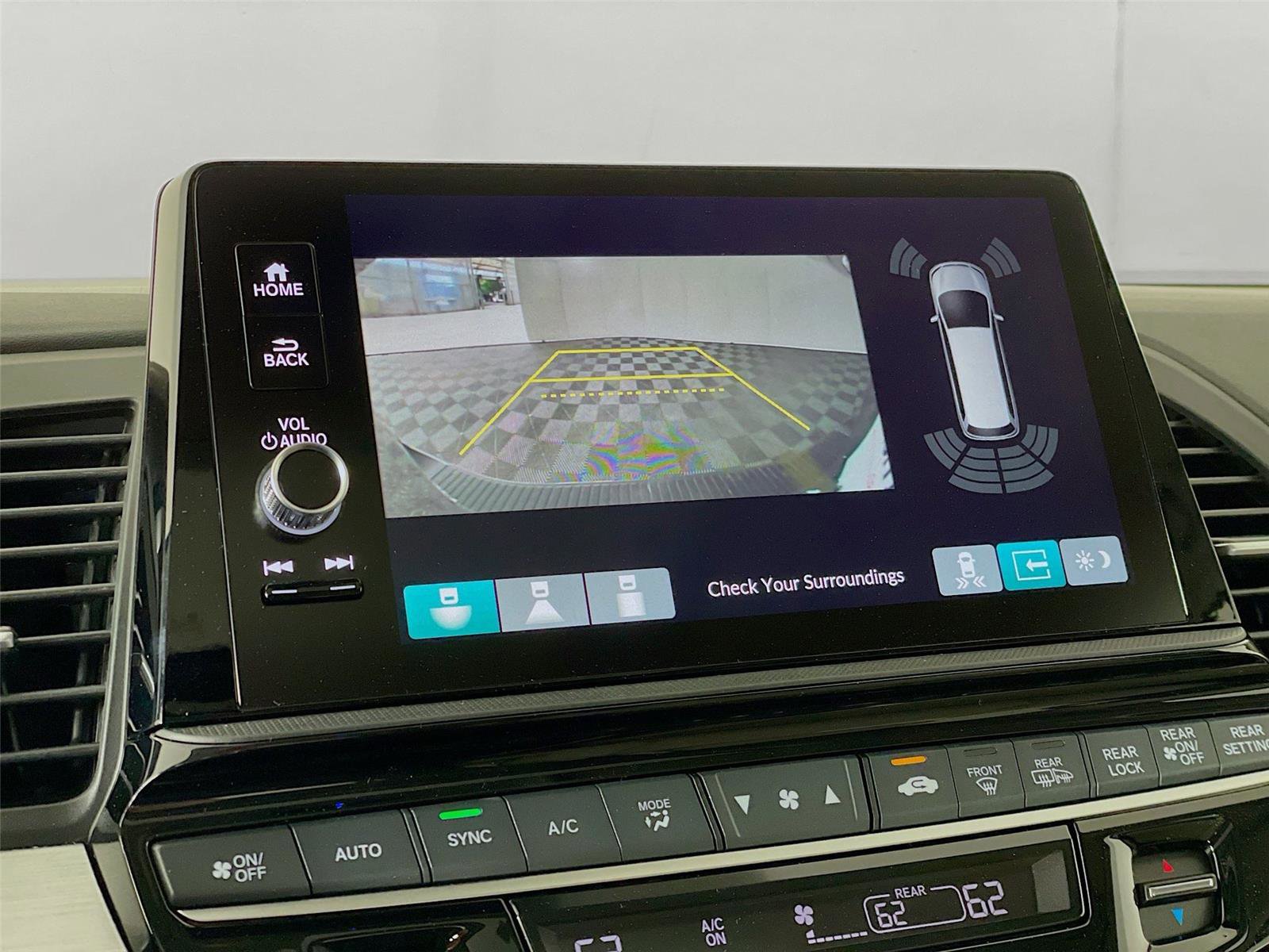 New 2026 Honda Odyssey Touring image 14