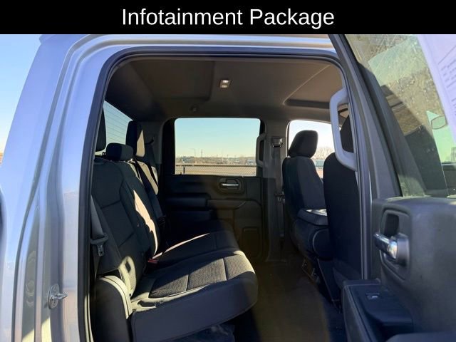 Used 2023 Chevrolet Silverado 2500 Custom w/ Custom Value Package image 10
