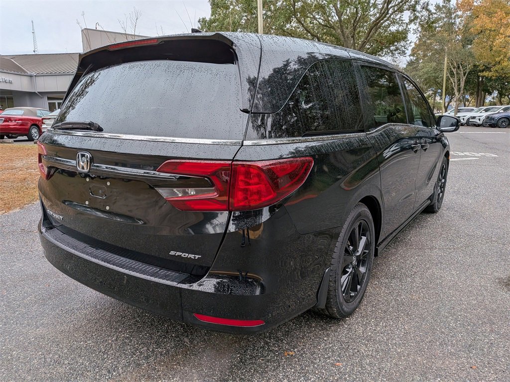Used 2023 Honda Odyssey Sport image 4