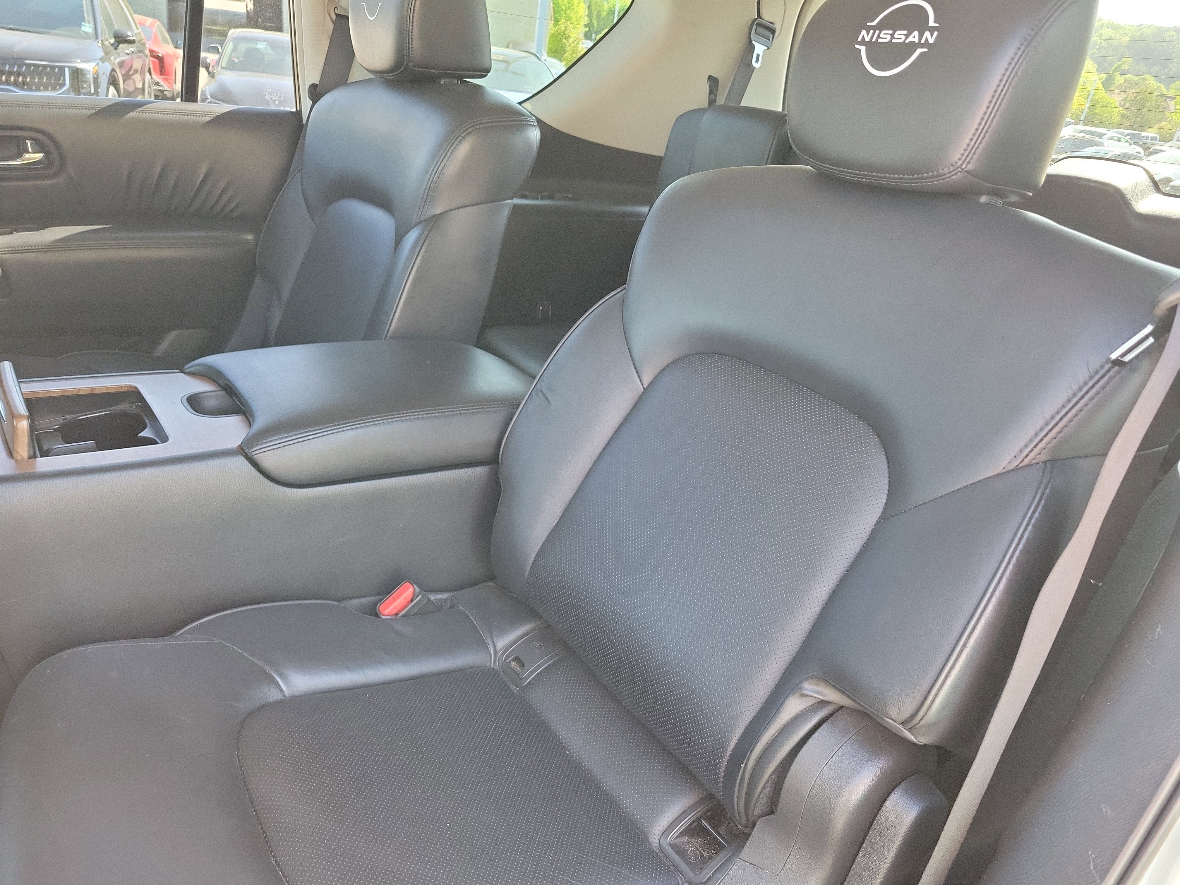 Used 2021 Nissan Armada SL w/ Captain's Chairs Package image 7