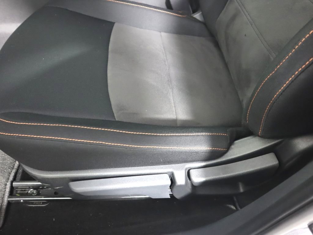 Used 2023 Nissan Sentra SR w/ Trunk Package image 16