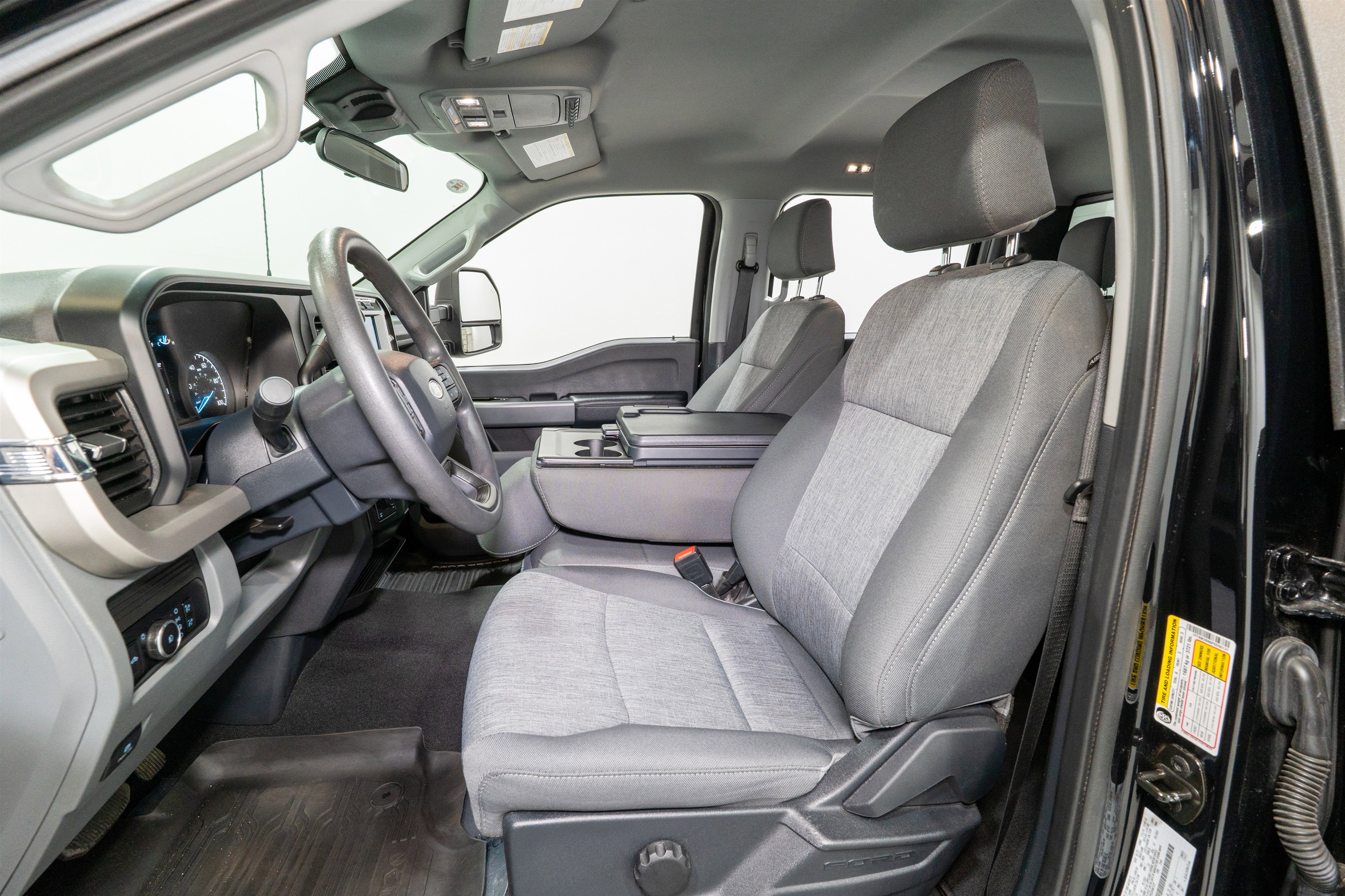 Used 2023 Ford F250 XL w/ STX Appearance Package image 16