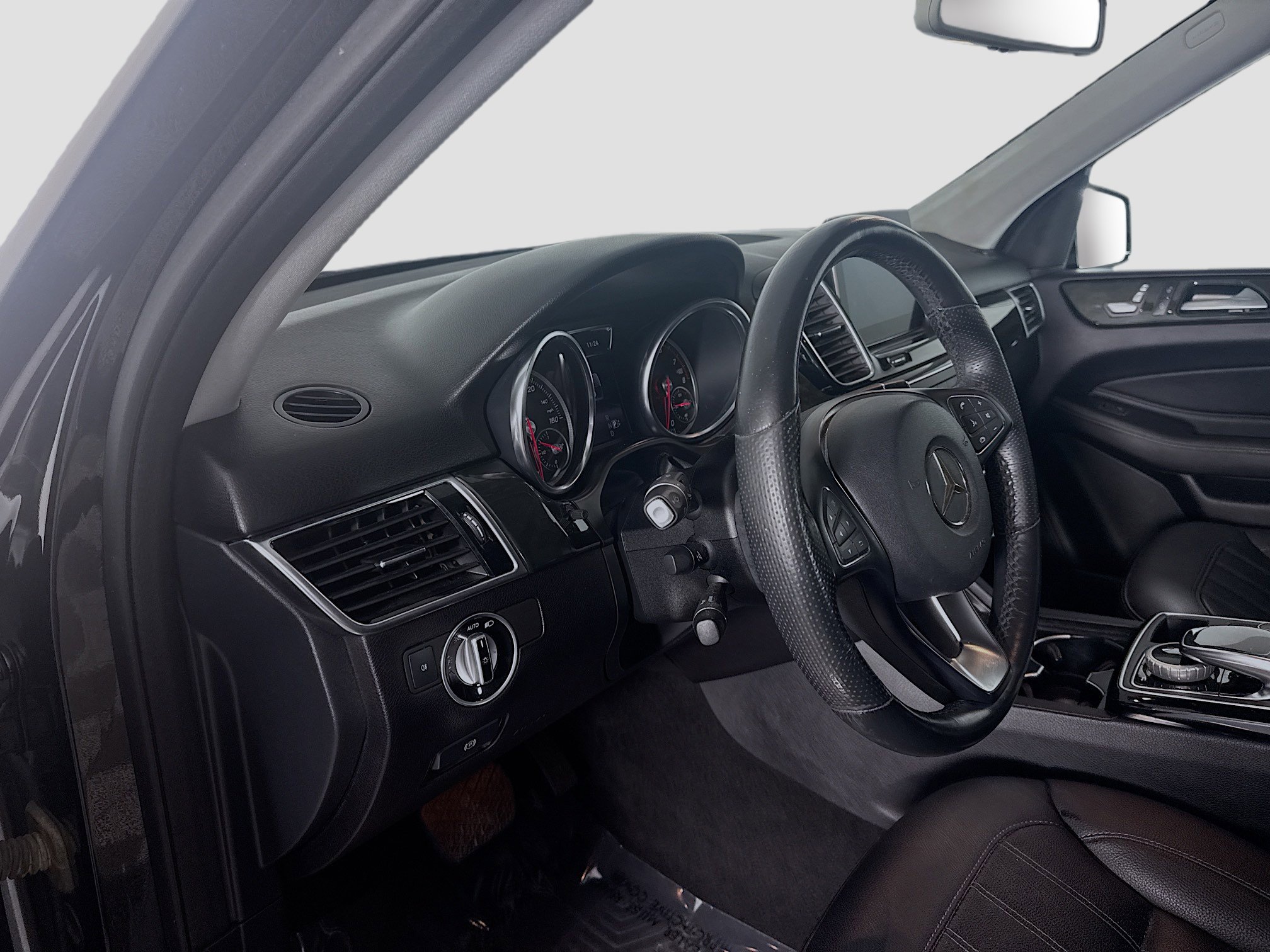 Used 2016 Mercedes-Benz GLE 350 image 23