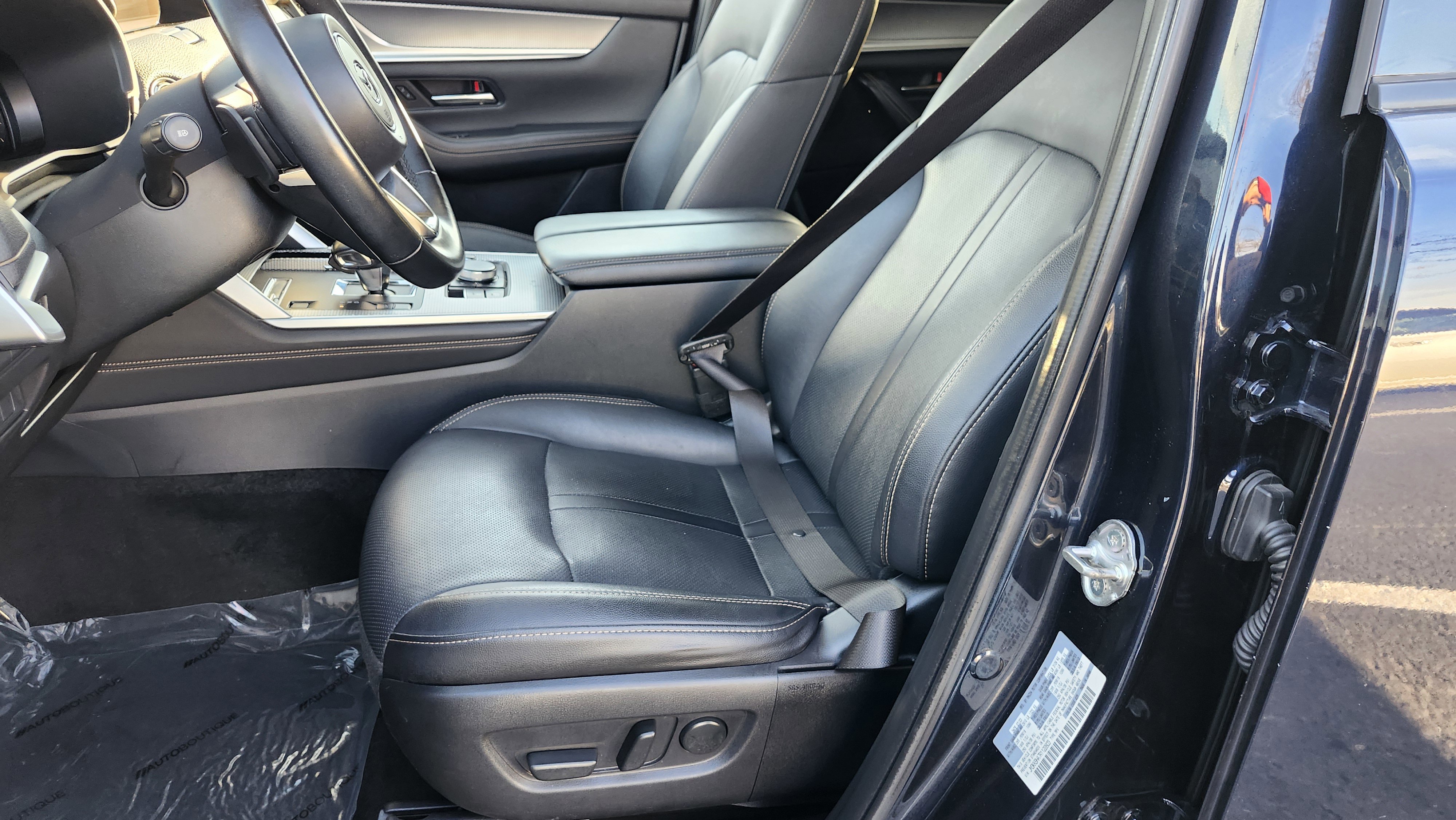 Used 2024 MAZDA CX-90 Plug-In Hybrid w/ Preferred image 20