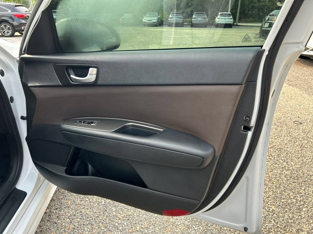 Used 2019 Kia Optima LX FWD image 25