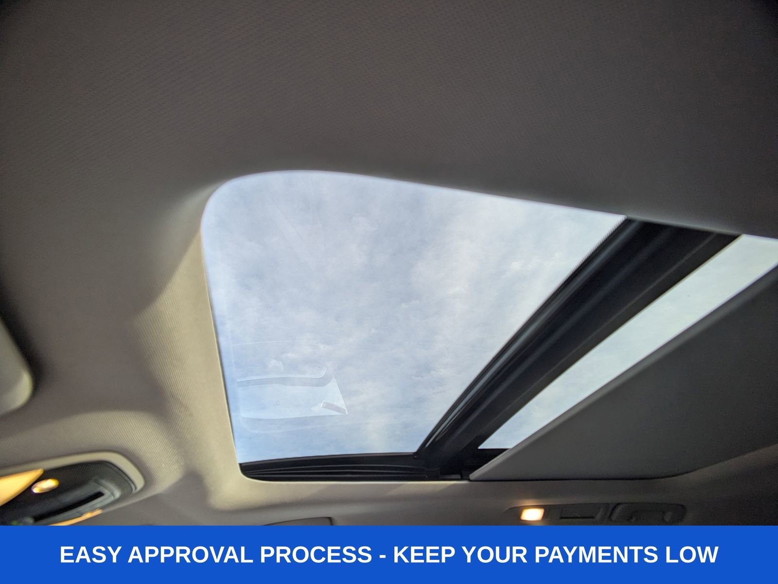 Used 2023 INFINITI QX60 Luxe w/ Performance Audio Package image 25