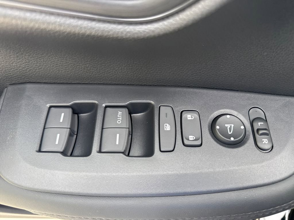 New 2026 Honda HR-V LX image 13