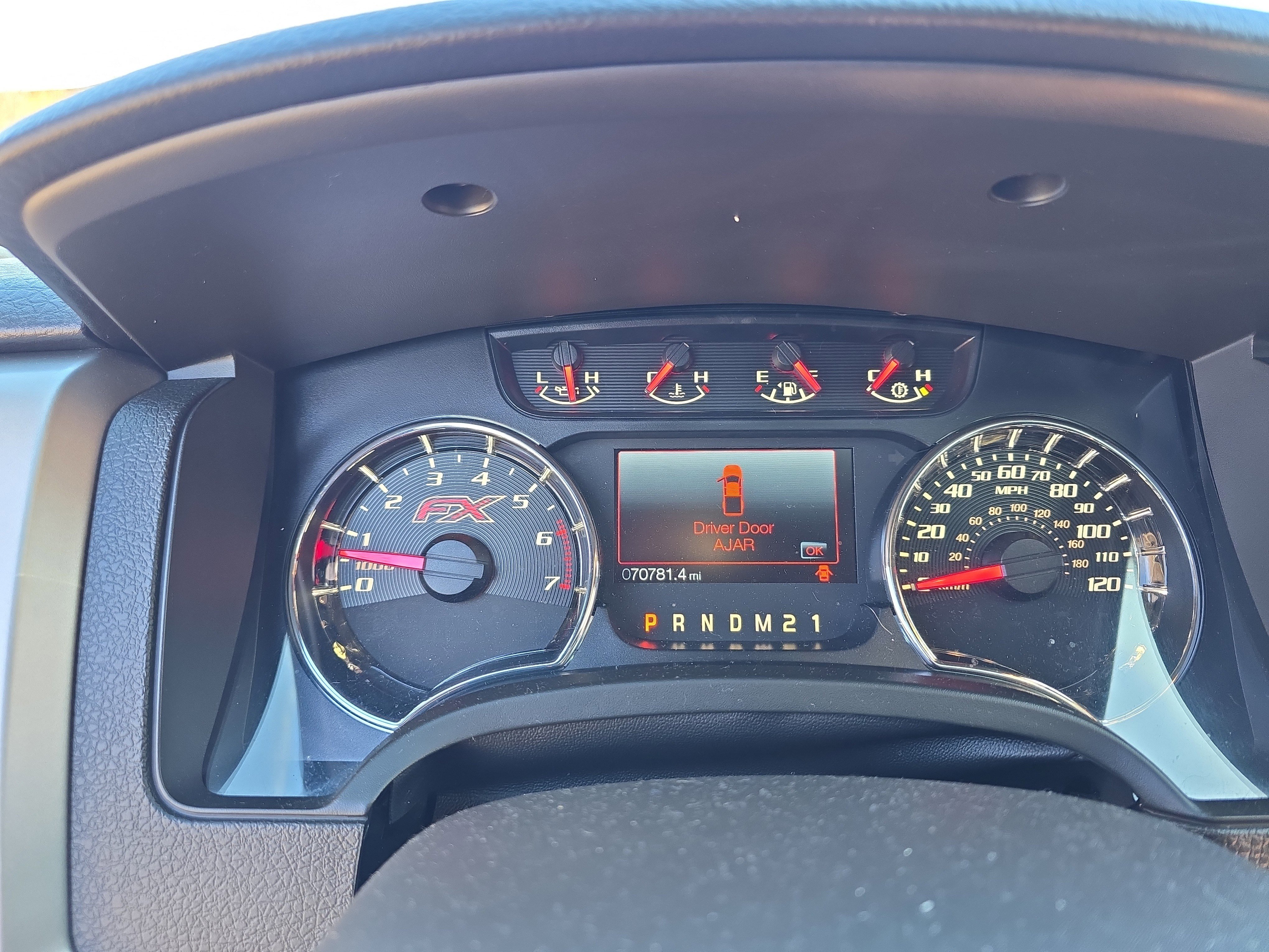 Used 2014 Ford F150 FX4 w/ Equipment Group 402A Luxury image 28