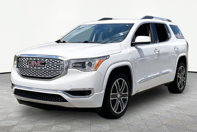 Used 2019 GMC Acadia Denali AWD/4WD image 3