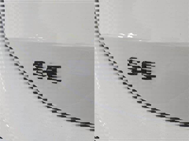 New 2026 Volkswagen Tiguan SE R-Line image 7