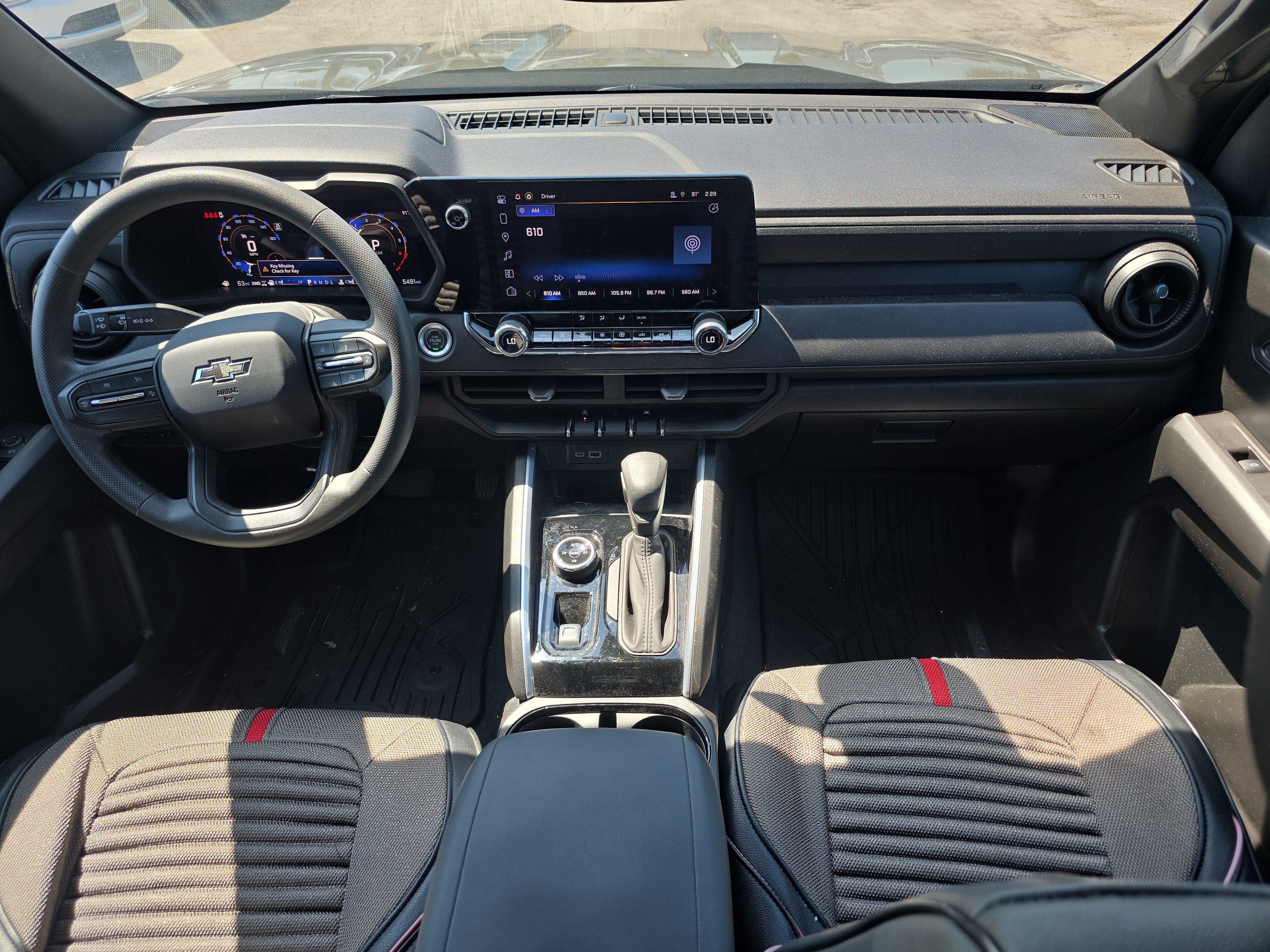 Used 2025 Chevrolet Colorado Trail Boss image 16