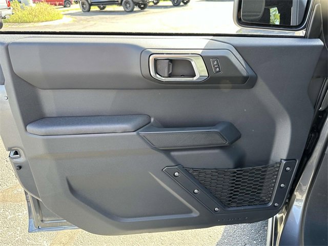 New 2025 Ford Bronco Big Bend w/ Black Diamond Package image 14