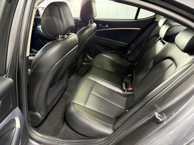 Used 2021 Genesis G70 2.0T image 10
